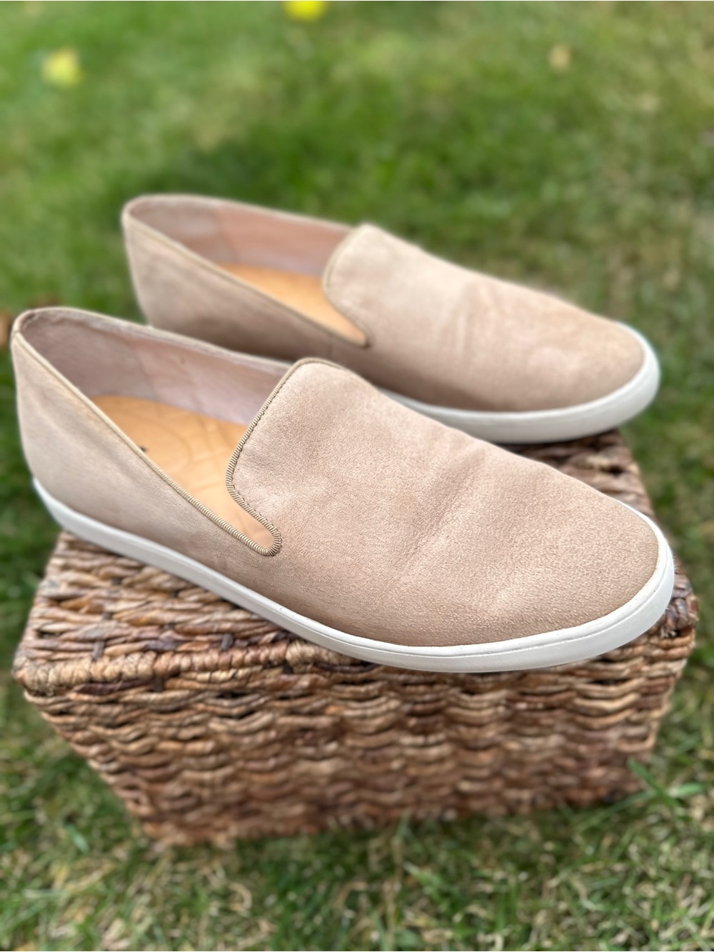 BIRDIES The Swift slip-On Suede Comfort Sneakers - Beige